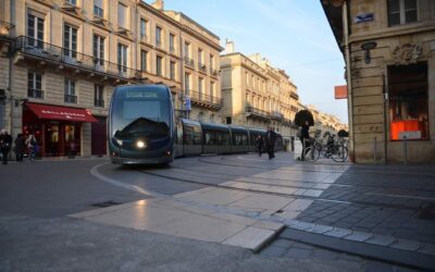 Sécurité des commerces de centre-ville à Bordeaux : comment prévenir les actes de malveillance cet été ?